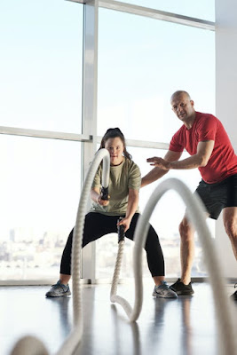 5 signs that your workout program is not worth it  How do you know if exercise videos on the Internet are dangerous and can harm you?    Both during and before the pandemic, many people turned to the Internet to find exercise programs and workouts shown in videos to lose weight and sculpt. However, it turns out that you have to be very careful with everything on the Internet, as