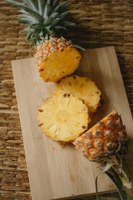 7 amazing benefits of pineapple  Health flourishes with the inclusion of pineapple in the diet